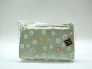 日本高級西陣織~織工細緻手拿包 西陣金襴~綠底櫻花繡圖((拉鍊式小物包 繡工精緻))零錢包鑰匙包印章包化妝包收納包
