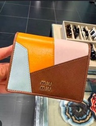 Miumiu拼色錢包