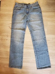Bossini直腳薄牛仔褲30‘’jeans