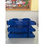 3-tier plastic pillar shelf