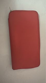 Hermes 紅色拉鍊長款銀包