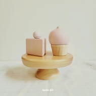 Wooden Ailee Dessert Stand