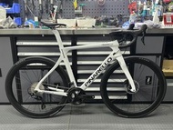 Pinarello全新碳纖維碟剎公路車 paris綜合款 disc roadbike