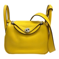 陽光金 Taurillon 牛皮 Mini Lindy 20 肩背包 B刻 銀扣【HERMES 愛馬仕】