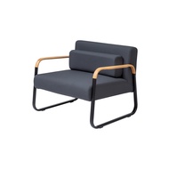 Modernform โซฟา IZANO ขาเหล็กดำ แขนไม้โอ๊คแดง เบาะหุ้มผ้า 1 ที่นั่ง ดำ