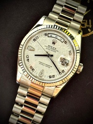 🌈🌈新返貨啦🌈🌈Rolex DayDate 118239💎🪨原裝隕石6️⃣9️⃣水滴鑽石字面 🪨💎❤️中文日曆星期盤❤️淨錶 連原裝18K白金實心總統帶🪨1625C（廣華街店）