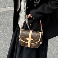 百搭高級款😻99新🈶購證💥Lv老花雙子星bb手提包斜挎單肩包