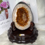 必買收藏 黃水晶洞 黃水晶恐龍蛋晶洞 ESP 3.389kg 頂級酒黃 共生方解石 鈦晶 水晶洞 晶洞 1個