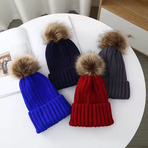 Winter Faux Fur pom Hat Real Raccoon Fur Pom Pom Beanie Winter Hats For Women Skullies Warm Gravity 