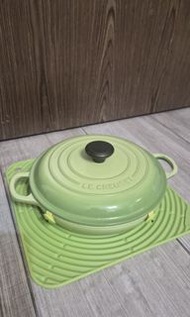 Le Creuset 22cm buffet 琺瑯鑄鐵淺鍋
