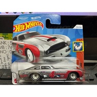 Hot Wheels Aston Martin DB4GT High Speed Edition