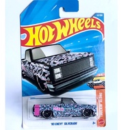 HOT WHEELS - 83 CHEVY SILVERADO BW