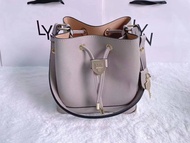กระเป๋าสะพายข้างผู้หญิง ลิน/Lyn new คอลเล็คชั่นใหม่ ขนาด 9” (21*16*23)
