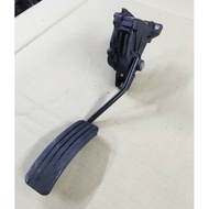 Proton persona accelerator pedal acc pedal pw828280 Proton persona accelerator pedal pedal pw828280 