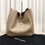 YSL hobo  LE 5 A 7 Hobo 小牛皮 large