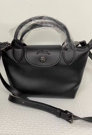 💎鑽石誠信賣家💎瓏驤牛皮 mini 餃子包