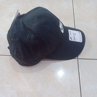 Futura Curve Brim Cap