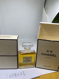 Chanel 香水 14ml no. 19 香精