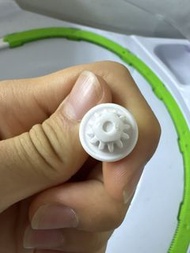 Beyblade 白色K軸心