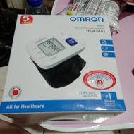 NEW Tensi Digital Omron HEM-6121