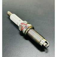 Genuine Audi Q7 Volkswagen Passat CC Passat B6 B7 Touareg V6 3.6L VR6 Spark Plug 101905622 Original 