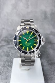 【定制】Seiko Mod Automatic Watch 39.5mm 復古潛水款 黑鋁圈漸變綠面黃色閃電針 精工改裝自動機械錶