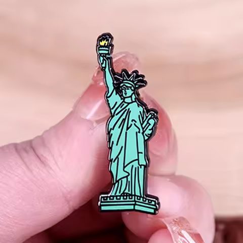 Interesting Goddess Statue Brooch Badge New York Enamel Pin Buckle Accessories