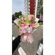 fuzzy wire bouquettt