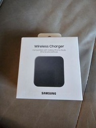 Samsung wireless charger P1300