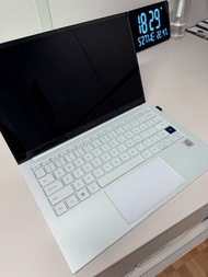 只限1天，$1800 [快閃秒殺價] 512gb m.2 SSD 三星 Galaxy Book Ion 13.3吋超輕薄筆電 (i7/16G/1TB) 僅重0.97kg