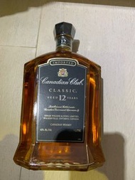 Vintage 1980s Canadian club classic aged 12 years 1 litre
