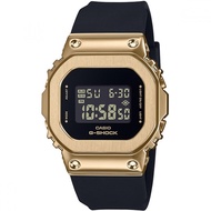 CASIO GM-S5600UGB-1JF [G-SHOCK (G-SHOCK) Compact Size Metal Covered Series Black x Gold Model]