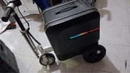電動行李箱