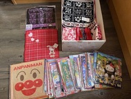 大量Hello Kitty/Sanrio精品（毛巾， 原芯筆), YSL, Westwood, Anna Sui ….毛巾