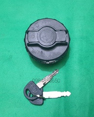 Nắp bình dầu Đô thành IZ49 IZ65