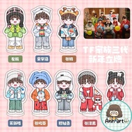 Standee TF Family F3