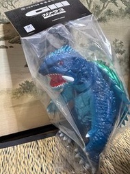 🔥[全新現貨未開封 極罕有 2025 日本製造] MEDICOM 安樂安作 平成加美拉 卡美拉 卡米拉 3期復古藍綠色 GAMERA 3 1999 G3 邪神覺醒 高約26cm 10吋 龜 特撮 特技