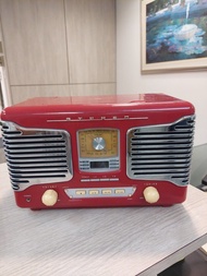 TEAC Corporation 紅色 CD 收音機