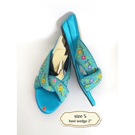 Size 5/ Eur 36/ 23.5cm: Peranakan Nyonya Open Toe Beaded Slippers (Kasut Manek)