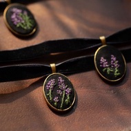 早期作品專區 復古刺繡頸鏈| 12月誕生花 鼠尾草花