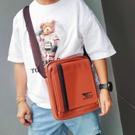 กระเป๋าสพายข้างแบรนด์แท้ WOLVES ORIGINAL 100% หนัง PU กันน้ำ ช่องใส่ของกว้าง สามารถขยายช่องได้