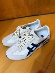 Onitsuka Tiger 復古運動鞋