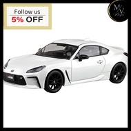 AOSHIMA 1/32 Snap Fit Toyota GR86 2021 Model Kit - Crystal White Pearl, Pre-Colored Car Replica