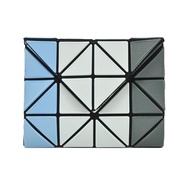 ISSEY MIYAKE 三宅一生 BAOBAO3X4三色條紋卡片零錢包-藍綠混合_廠商直送