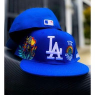 High quality blue fitted close cap with 888 emboridery logo ftyle casual close cap