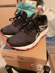Asics GEL-SONOMA 6 女款跑鞋 US8.5