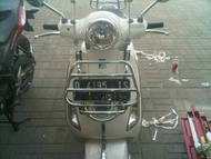 Frontrack/Front Rack for Vespa Lx and S.Modern Vespa Accessories