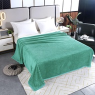 Selimut Salur/Emboss Dewasa Polos Ukuran 180x200/200x230 New Arrival