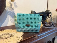 四疊編織小斜背包