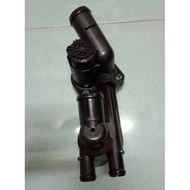 03F121111A THERMOSTAT WITH HOUSING VW POLO 1.2 BEETLE 1.2 AUDI A1 A3